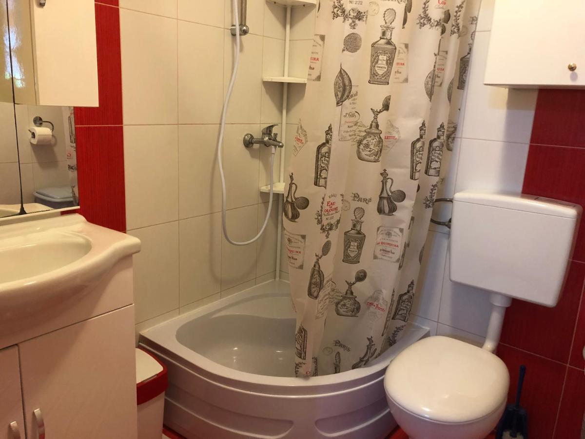 Apartman Luka Vir Lejlighed Eksteriør billede